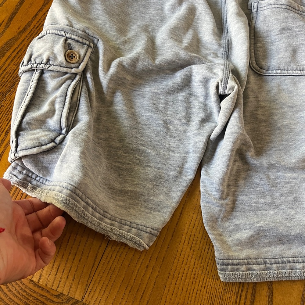 Lot of (2) Mens Jogger Shorts - Size Medium - Picture 4 of 16